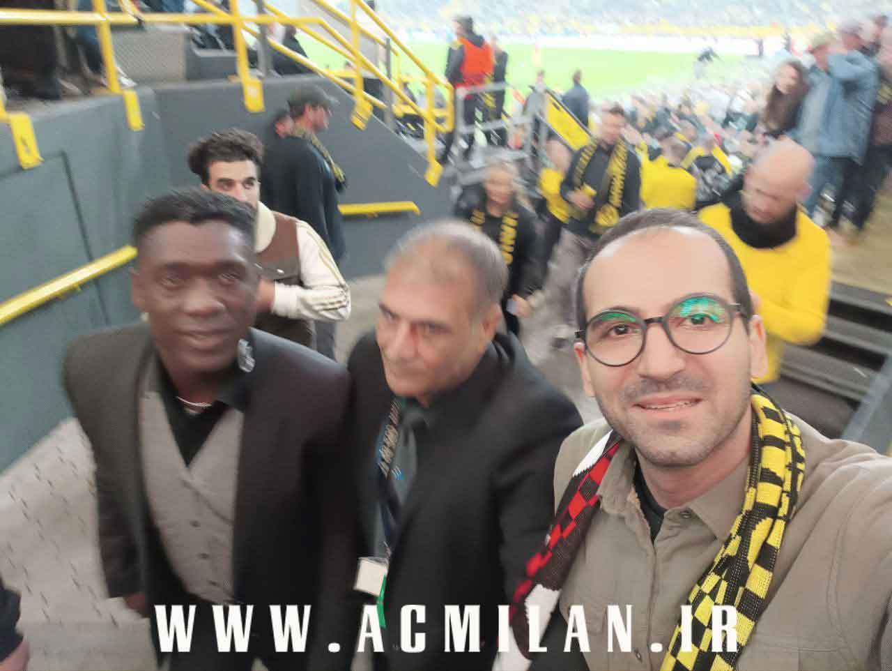 عکس یادگاری کانون acmilan.ir با سیدورف
